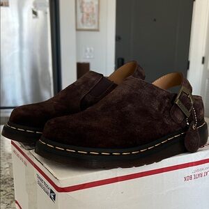 Dr. Martens Isham Mules -Brown